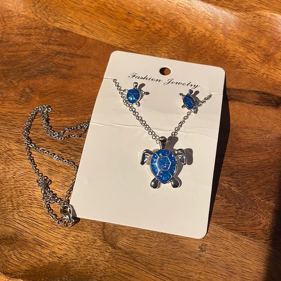Opal & Ocean Vibe Sea Turtle Jewelry Set - Picture 1 of 5